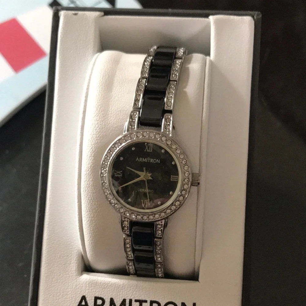 🤍 Brand new watch